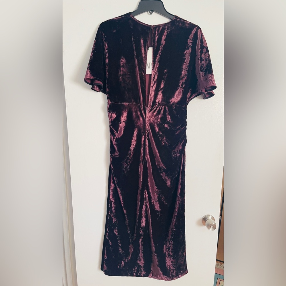 Beautiful dress in “ like new” condition
